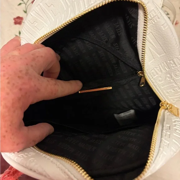 Steve Madden White and Floral Women's Backpack - Picture 4 of 10